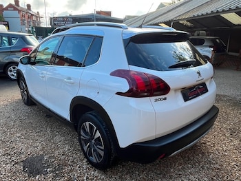 Used Peugeot 2008 2019 for sale - 78583835: Photo