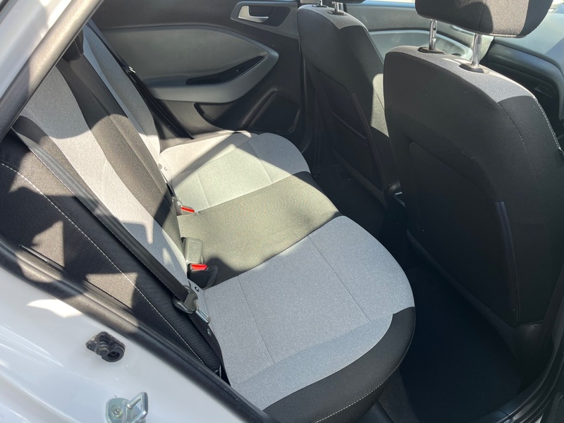 Used Hyundai i20 2015 for sale - 78102294: Photo 8