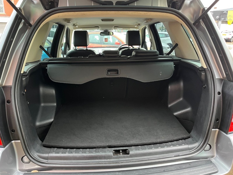 Used Land Rover Freelander 2011 for sale - 76863650: Photo 15