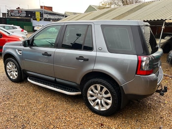 Used Land Rover Freelander 2011 for sale - 76863650: Photo