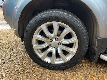 Used Land Rover Freelander 2011 for sale - 76863650: Photo