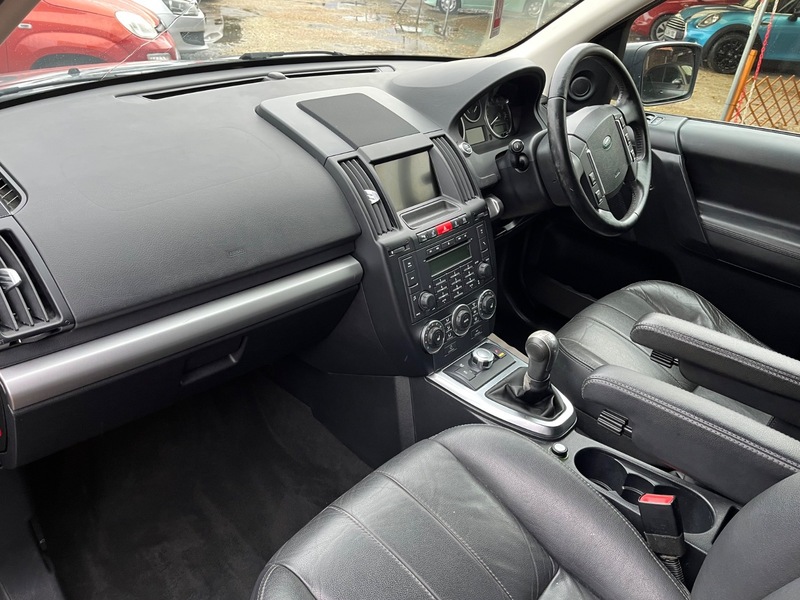 Used Land Rover Freelander 2011 for sale - 76863650: Photo 6