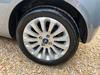 Used Ford Ka 2012 for sale - 79058914: Photo