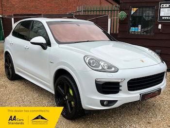 Used Porsche Cayenne 2016 for sale - 78102287: Photo