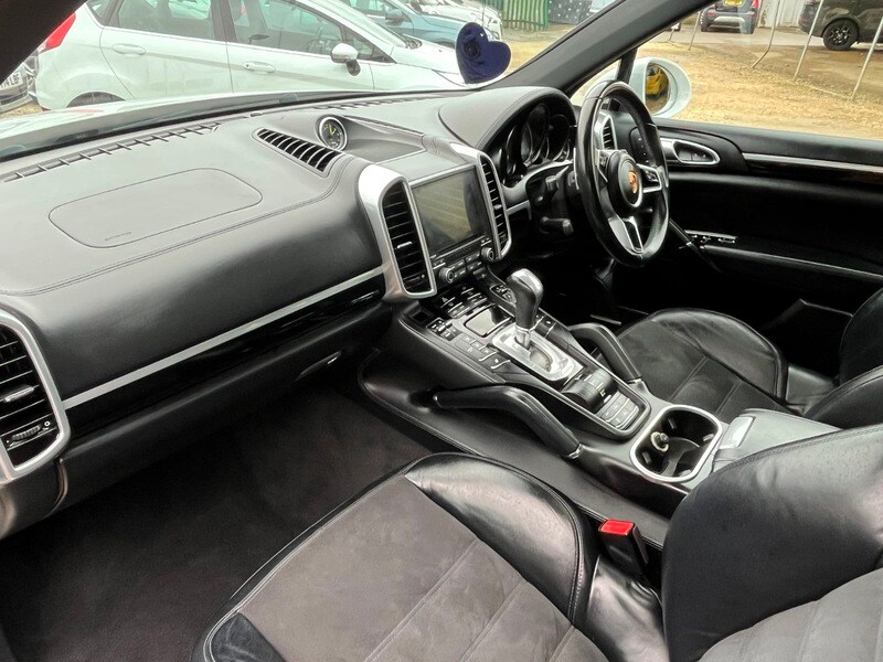 Used Porsche Cayenne 2016 for sale - 78102287: Photo 6