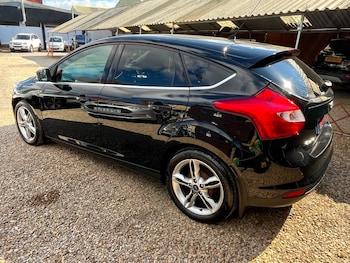 Used Ford Focus 2014 for sale - 78111541: Photo