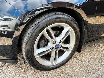 Used Ford Focus 2014 for sale - 78111541: Photo