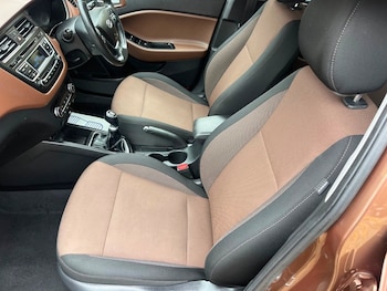 Used Hyundai i20 2015 for sale - 78931742: Photo