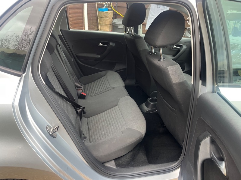 Used Volkswagen Polo 2010 for sale - 76863645: Photo 7