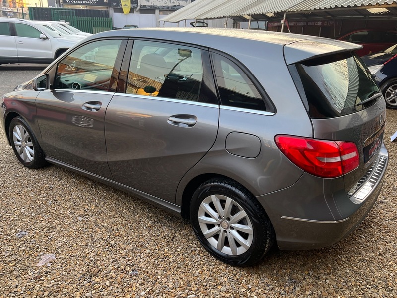 Used Mercedes-Benz B Class 2014 for sale - 77201029: Photo 2