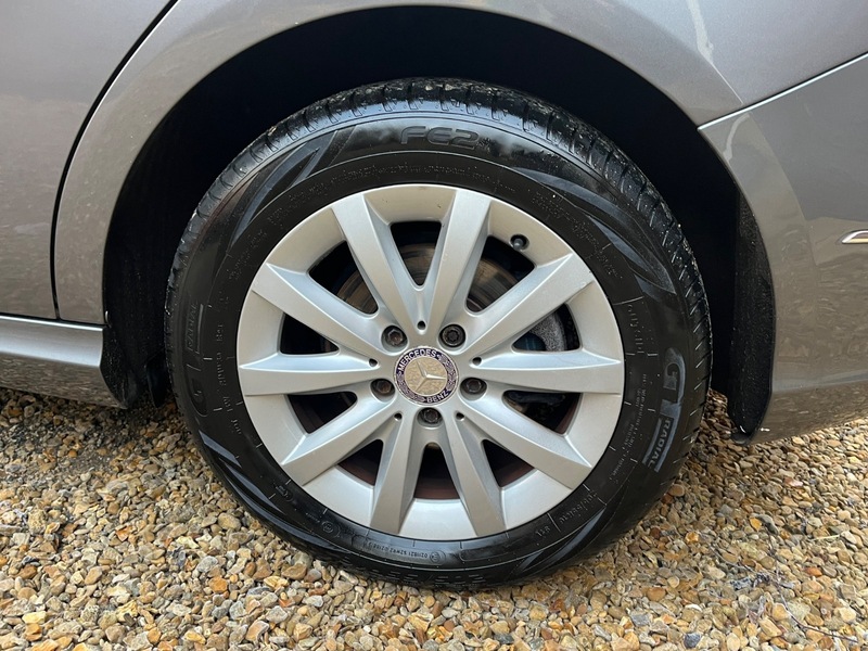 Used Mercedes-Benz B Class 2014 for sale - 77201029: Photo 3