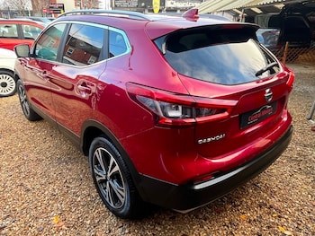 Used Nissan Qashqai 2017 for sale - 76962901: Photo