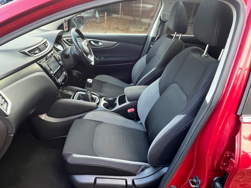 Used Nissan Qashqai 2017 for sale - 76962901: Photo 7