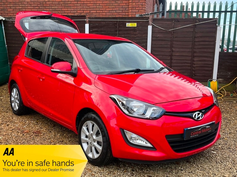 Used Hyundai i20 2012 for sale - 76863598: Photo 1