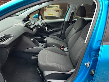 Used Peugeot 208 2012 for sale - 77423093: Photo