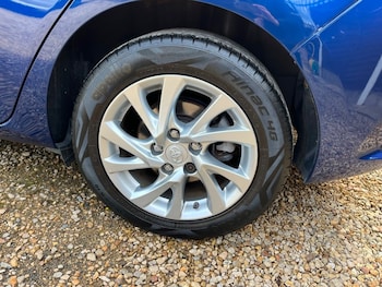 Used Toyota Auris 2015 for sale - 78102300: Photo