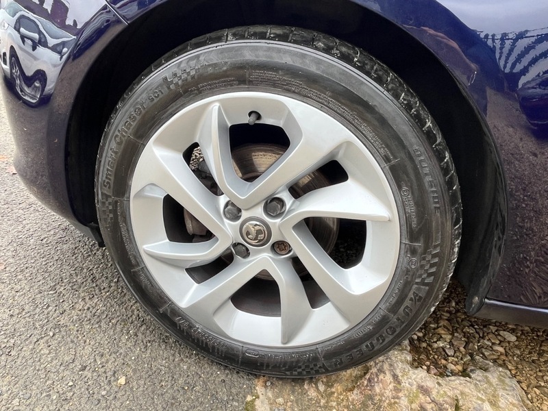 Used Vauxhall ADAM 2014 for sale - 76863651: Photo 3