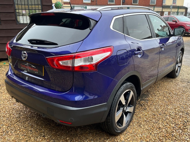 Used Nissan Qashqai 2017 for sale - 77288740: Photo 13