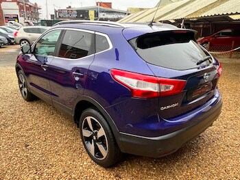 Used Nissan Qashqai 2017 for sale - 77288740: Photo