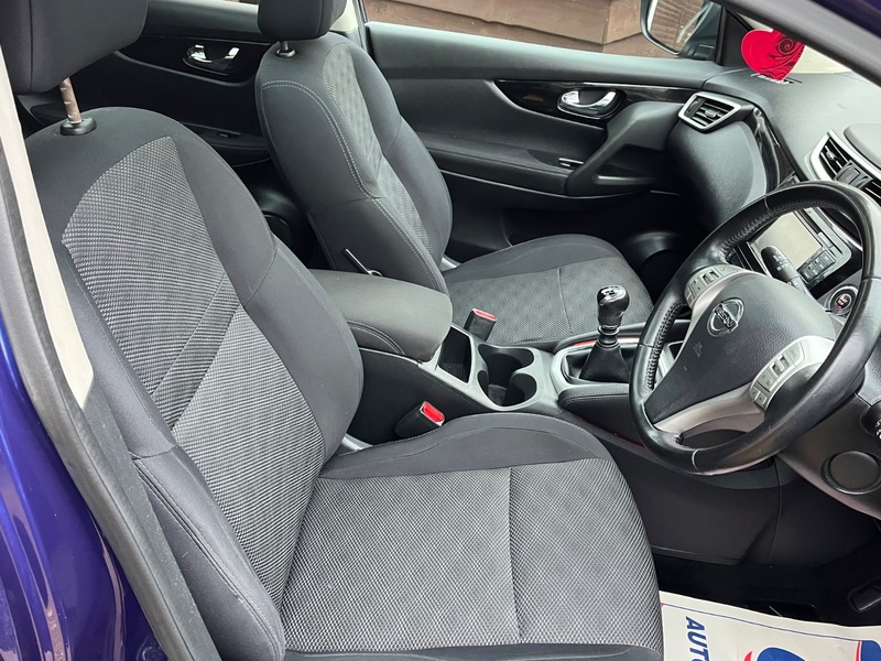 Used Nissan Qashqai 2017 for sale - 77288740: Photo 5