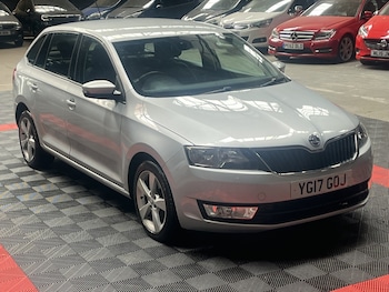 Used Skoda Rapid Spaceback 2017 for sale - 78888943: Photo