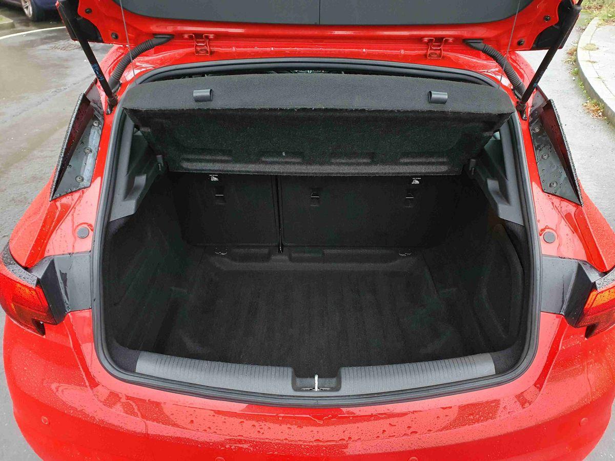 Used Vauxhall Astra 2017 for sale - 77281022: Photo 18