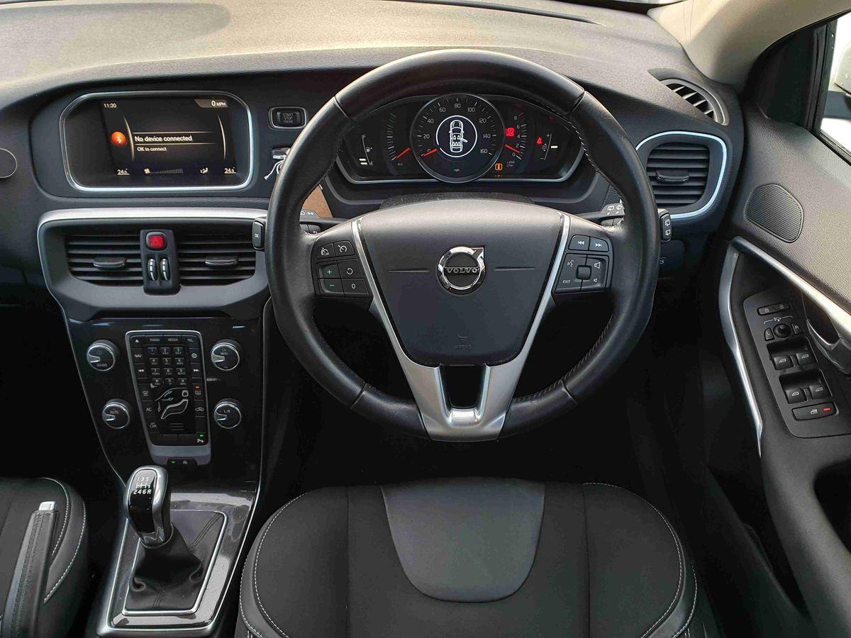 Used Volvo V40 2019 for sale - 77205651: Photo 12