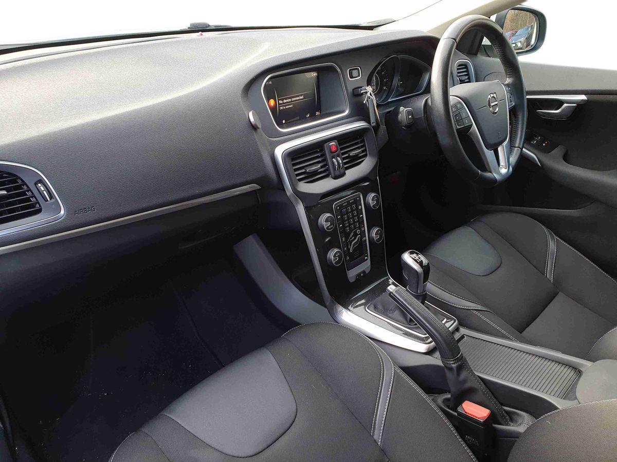 Used Volvo V40 2019 for sale - 77205651: Photo 15