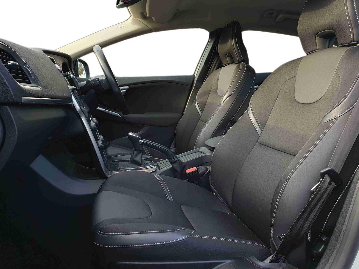 Used Volvo V40 2019 for sale - 77205651: Photo 16