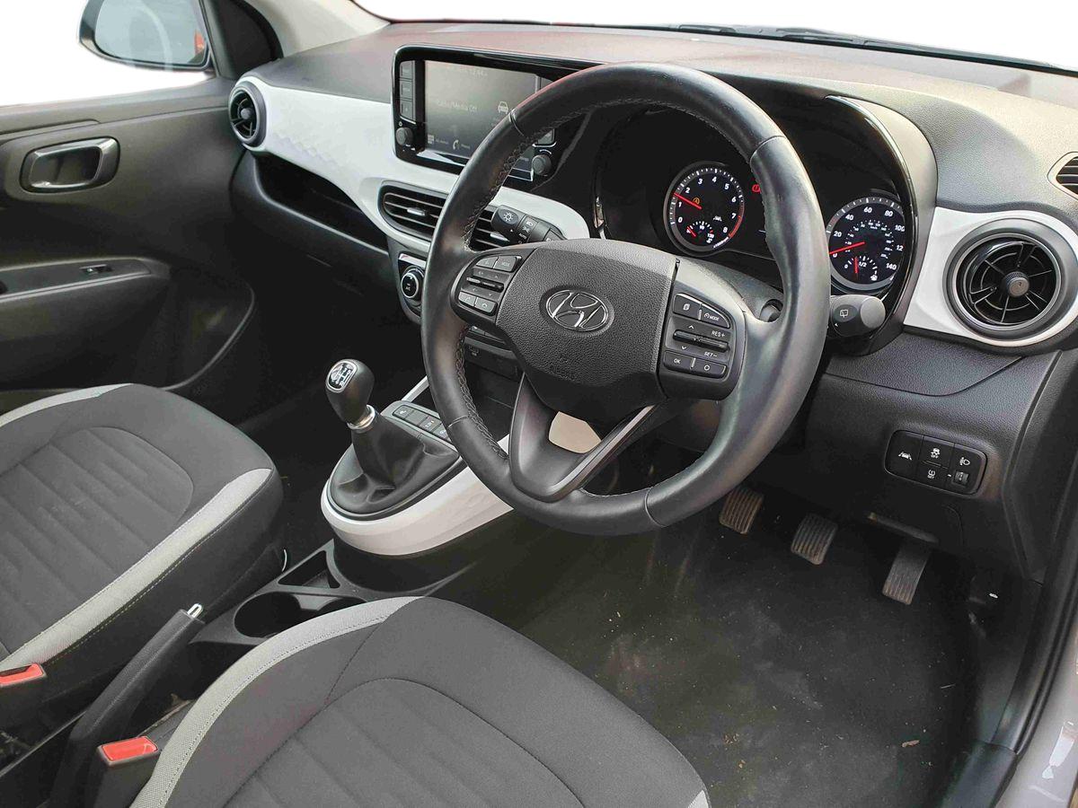 Used Hyundai i10 2023 for sale - 76717238: Photo 10
