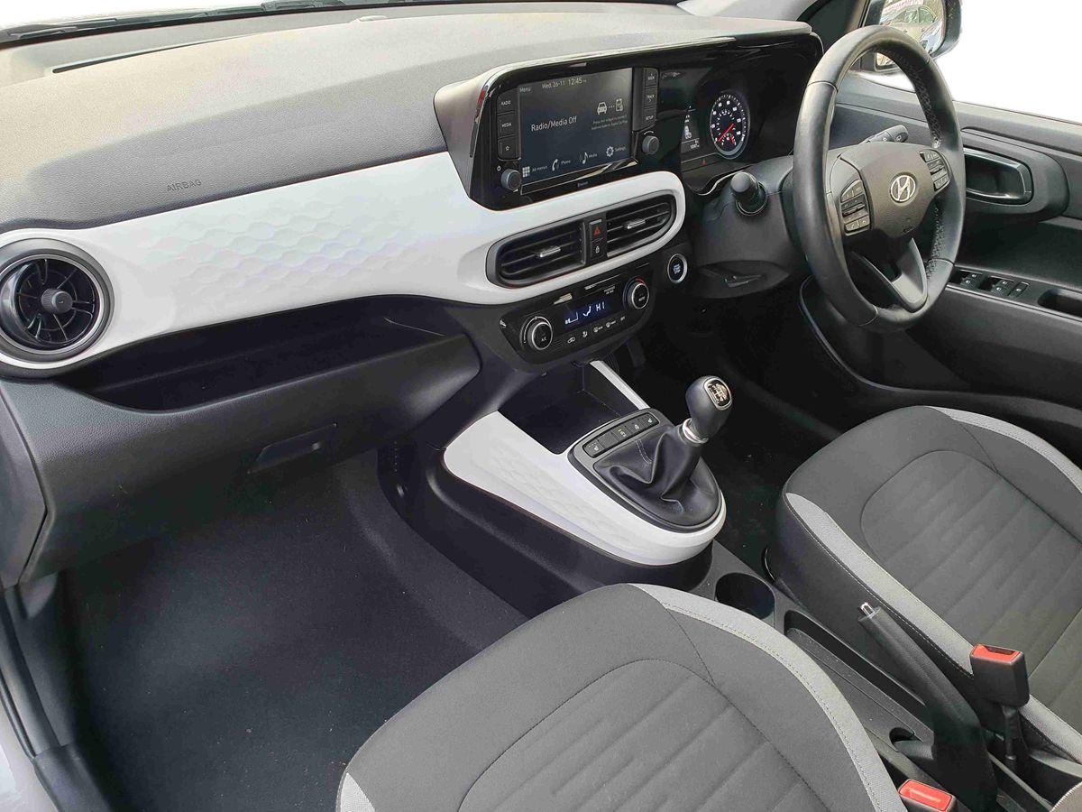 Used Hyundai i10 2023 for sale - 76717238: Photo 15