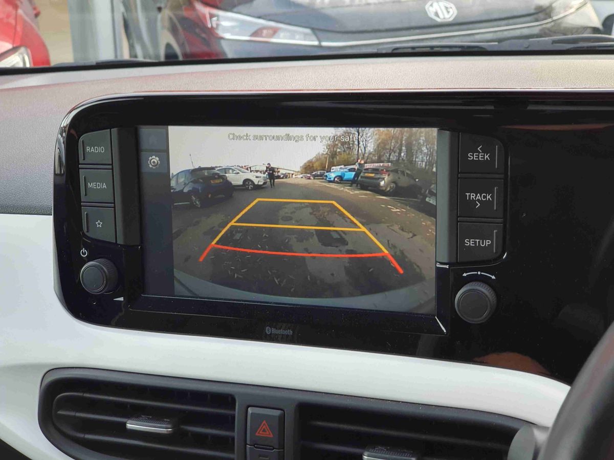 Used Hyundai i10 2023 for sale - 76717238: Photo 20