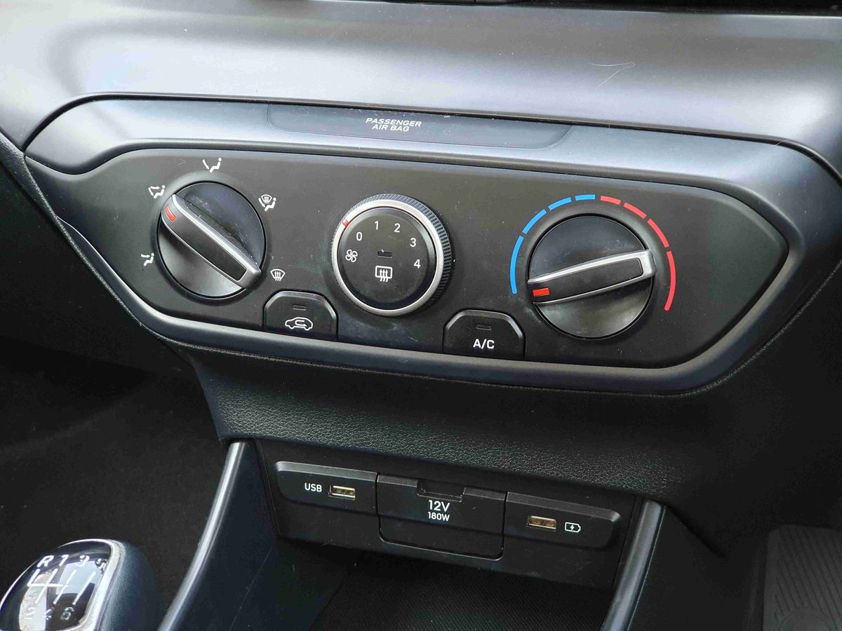 Used Hyundai i20 2022 for sale - 77755566: Photo 21