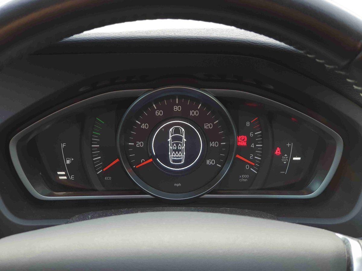 Used Volvo V40 2019 for sale - 77307422: Photo 14