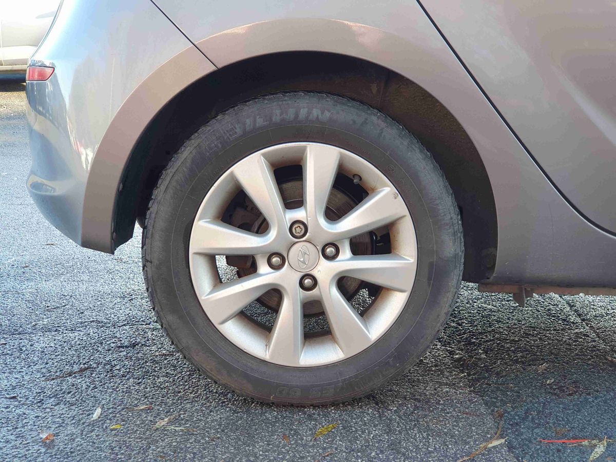 Used Hyundai i20 2014 for sale - 76901384: Photo 9