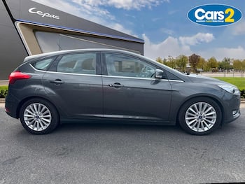 Used Ford Focus 2017 for sale - 79660909: Photo