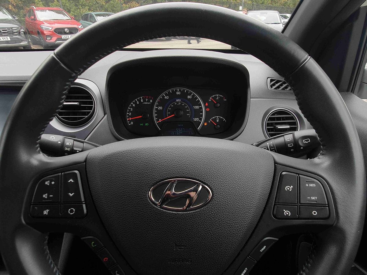 Used Hyundai i10 2018 for sale - 76289775: Photo 13