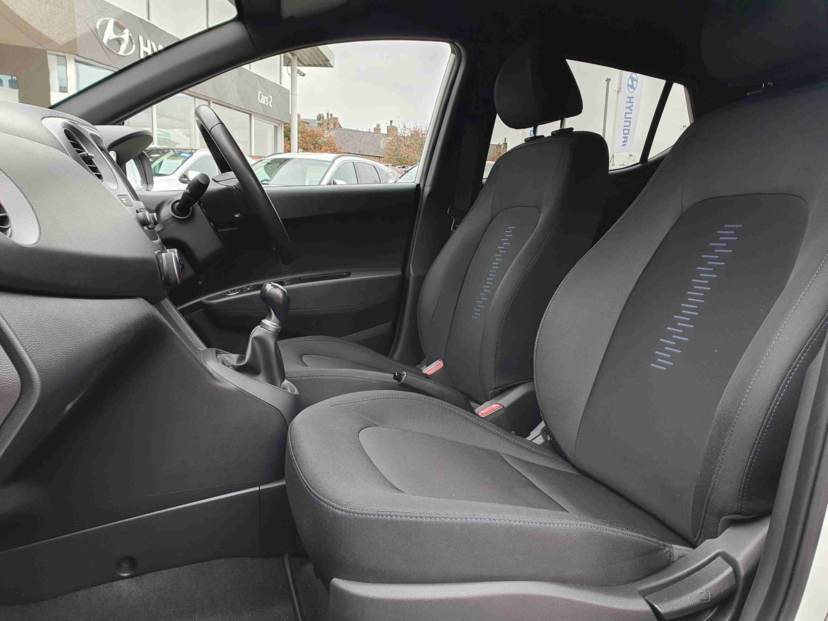Used Hyundai i10 2018 for sale - 76289775: Photo 16