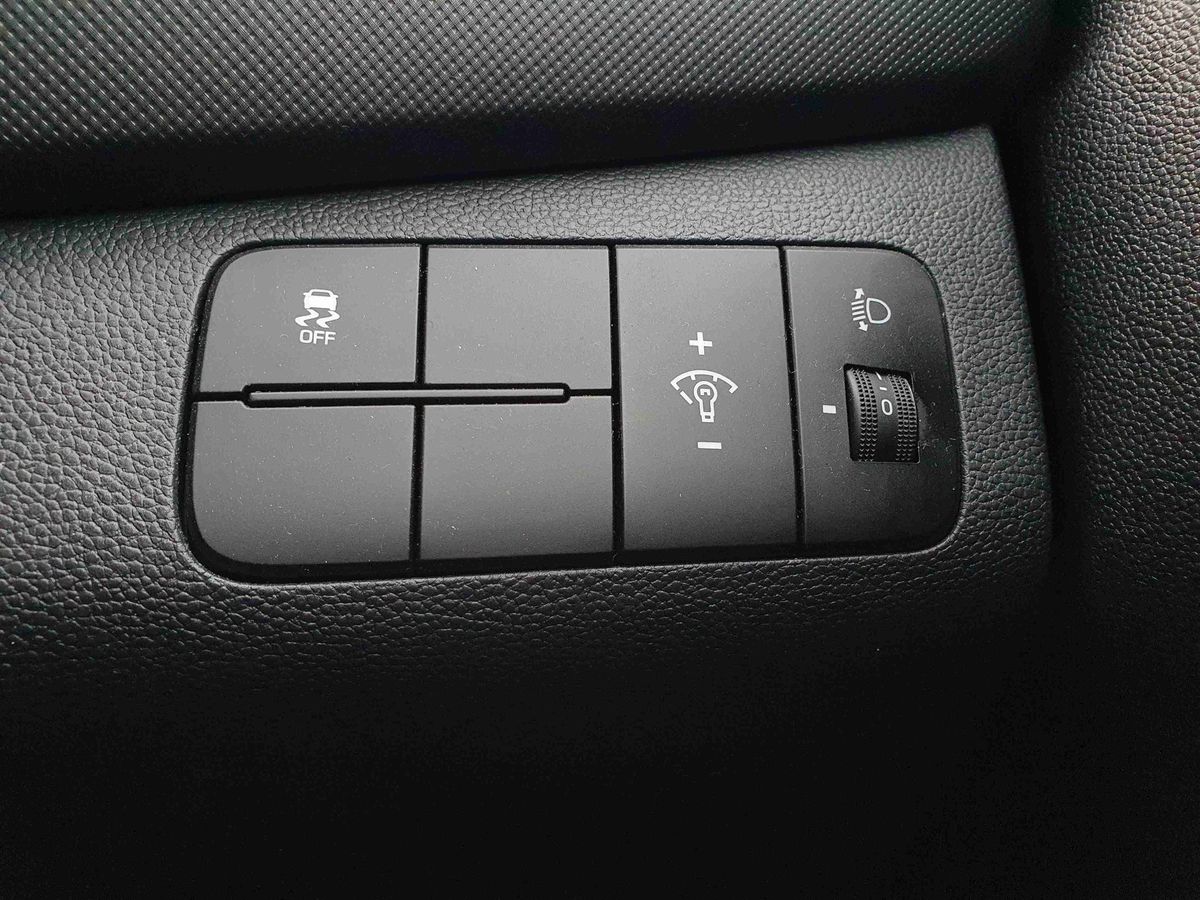 Used Hyundai i10 2018 for sale - 76289775: Photo 22