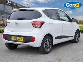 Used Hyundai i10 2018 for sale - 76289775: Photo