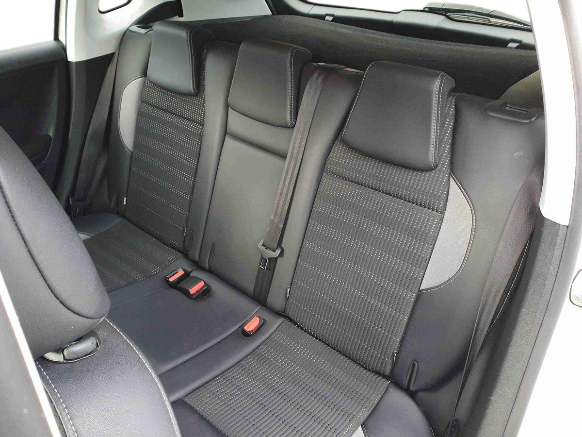 Used Peugeot 2008 2015 for sale - 76580230: Photo 17