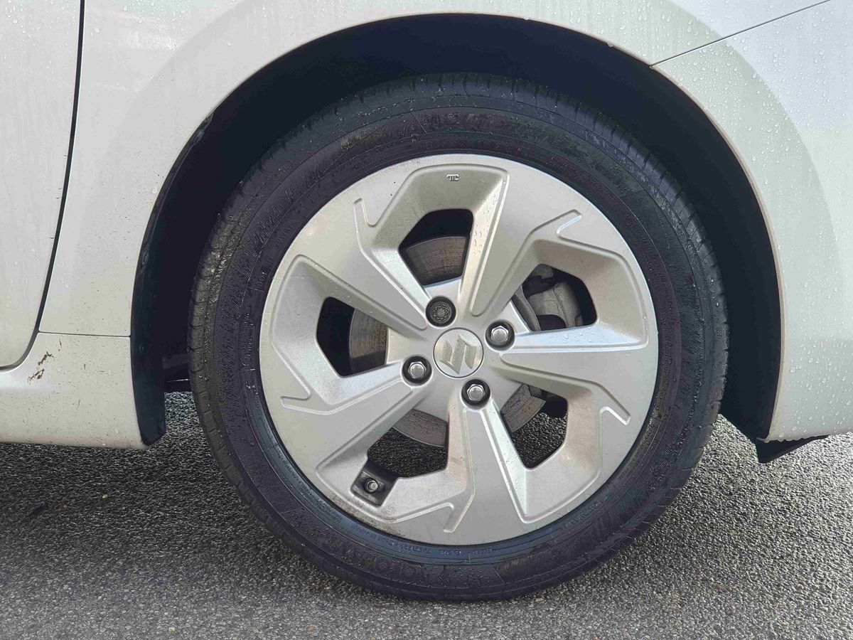 Used Suzuki Swift 2024 for sale - 77434789: Photo 9