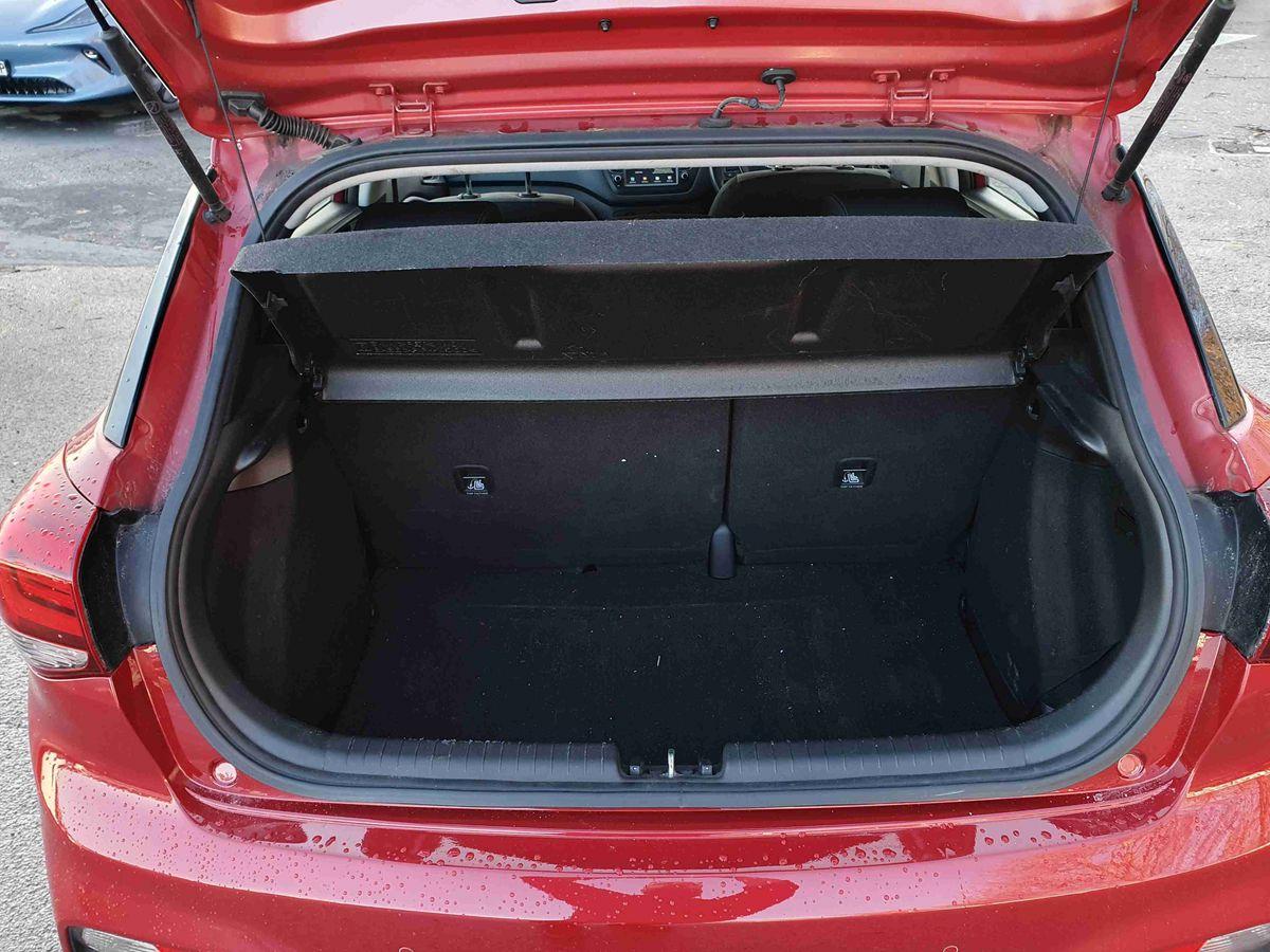 Used Hyundai i20 2018 for sale - 76901194: Photo 18