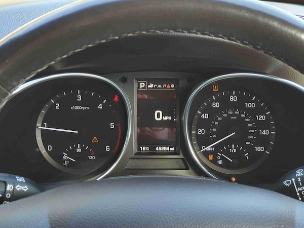 Used Hyundai Santa Fe 2017 for sale - 76208840: Photo 14