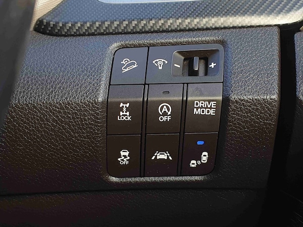 Used Hyundai Santa Fe 2017 for sale - 76208840: Photo 22