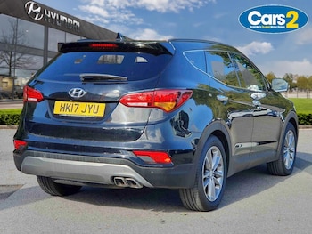 Used Hyundai Santa Fe 2017 for sale - 76208840: Photo 3