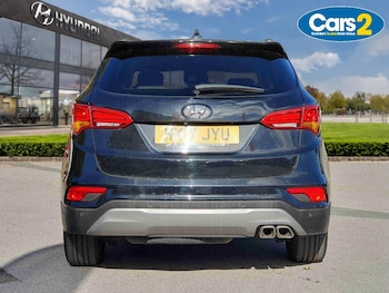 Used Hyundai Santa Fe 2017 for sale - 76208840: Photo 4