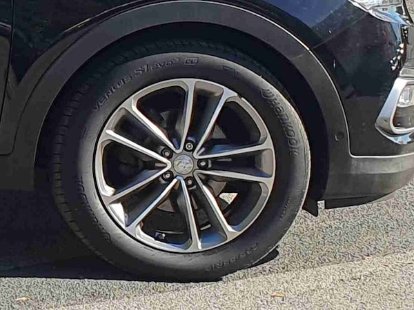 Used Hyundai Santa Fe 2017 for sale - 76208840: Photo 9