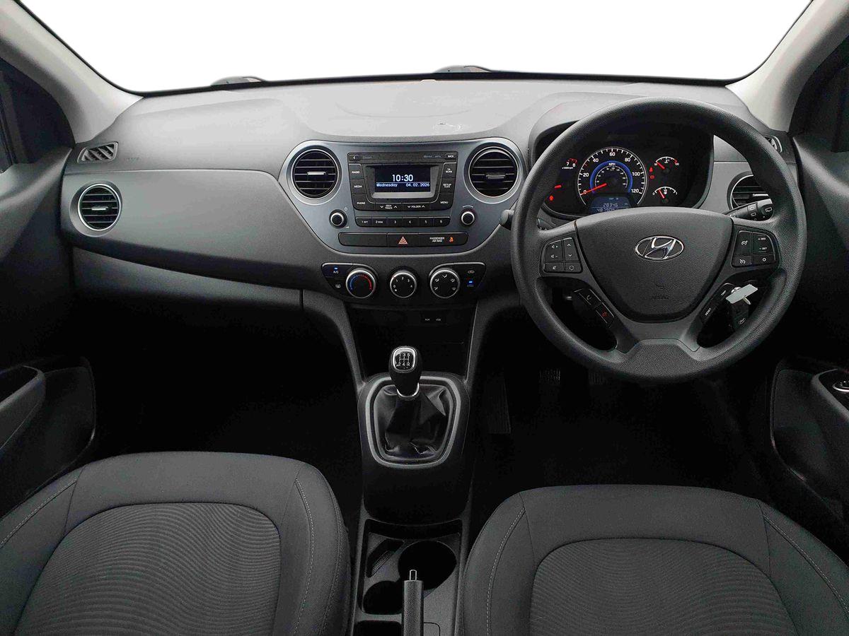 Used Hyundai i10 2017 for sale - 77442624: Photo 11