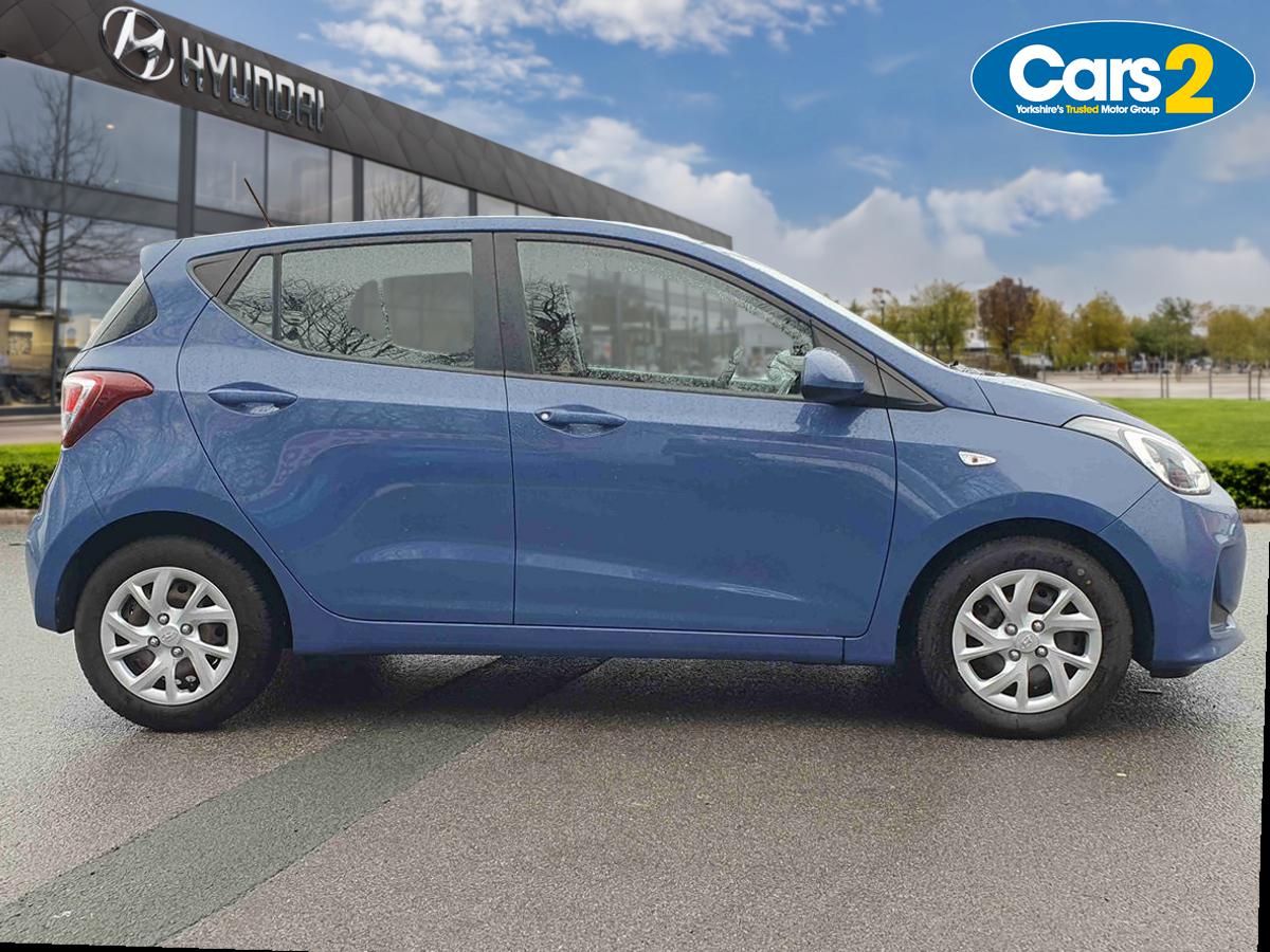 Used Hyundai i10 2017 for sale - 77442624: Photo 2